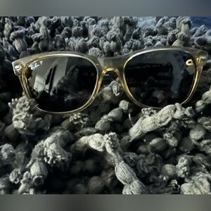 Polarized Rayban Wayfarers